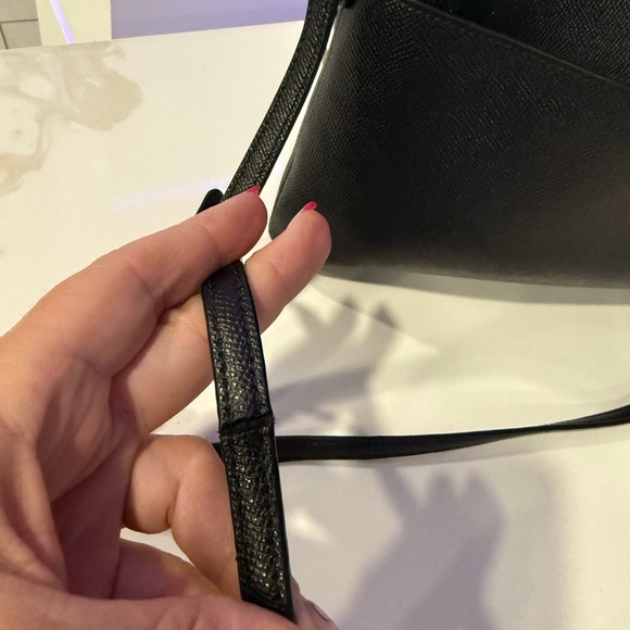 Coach Elegant Black Crossbody minor wear on strap see pictures - Picture 8 of 12